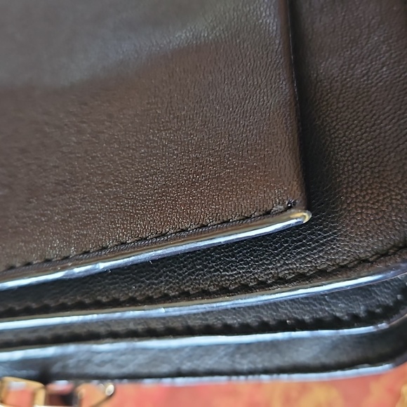 Kate Spade Crossbody Bag with leather and chain detail - Picture 11 of 15